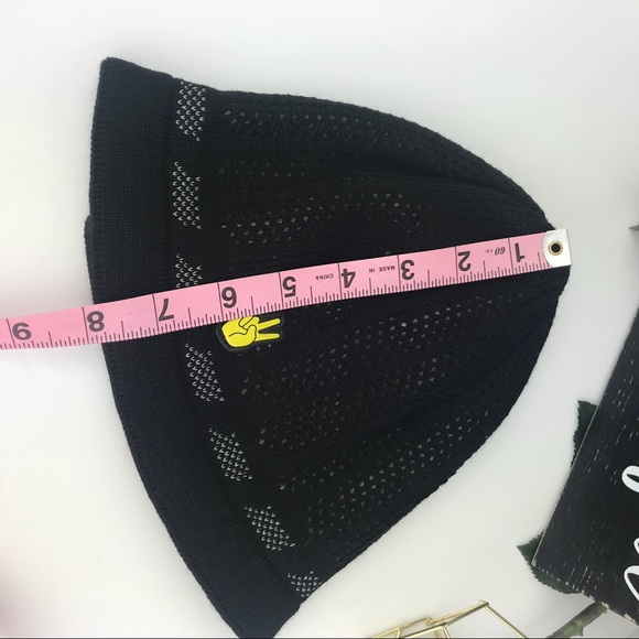 Seger Wool Peace Sign Beanie - Picture 9 of 10